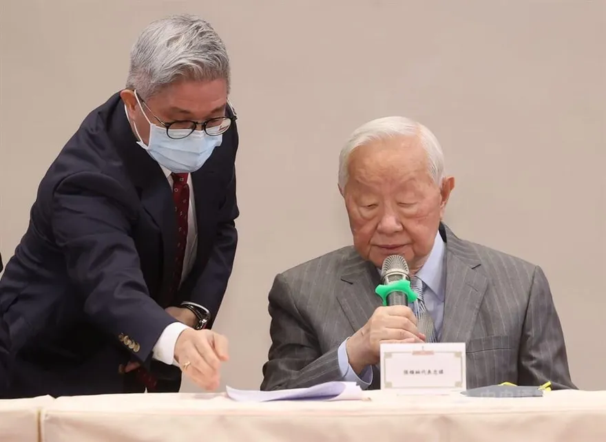 【影】恭喜習近平20大成功　張忠謀：是我的主意