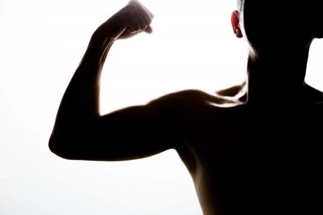 重訓、有氧運動「補品」大不同！營養師曝「5種」運動補品搭配