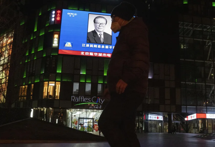 港媒：江澤民喪禮參照鄧小平規格　習近平護送遺體火化