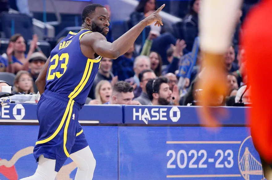 【影】啥米！追夢3分球超越喬丹　勇士格林外線升格籃球之神