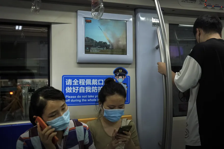 加速防疫鬆綁！大陸至少19城乘地鐵搭公車免查核酸證明