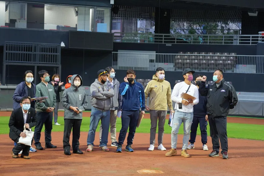 新竹棒球場27項改善完成！　網友怒「何必當初？」