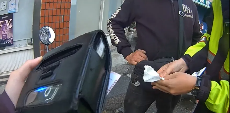 【影】瓦斯工違規遭攔查　自曝「這前科」討饒…結果還是栽了