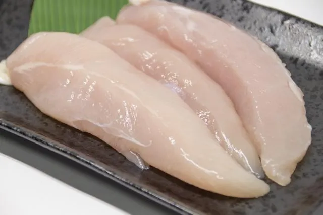 【影】生肉別這樣洗！媽媽水洗雞肉害兒遭細菌感染「拉肚子拉到出血」