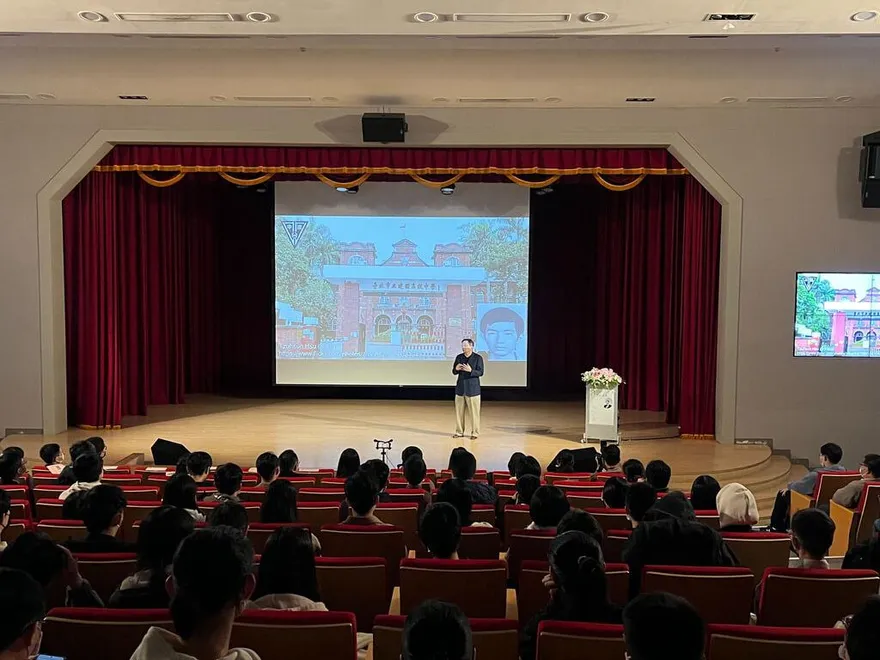 台大校長管中閔重磅發話！陳明通又芭比Ｑ了？