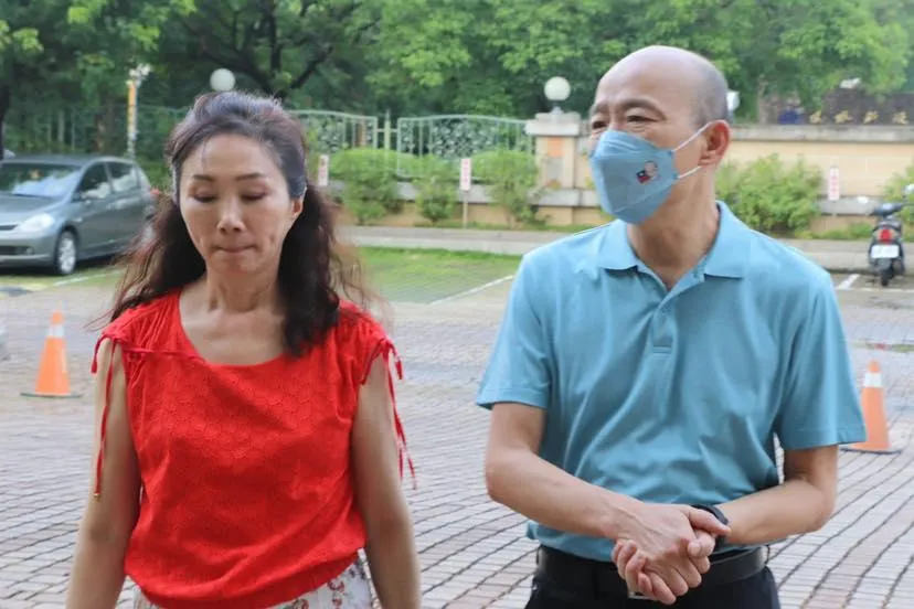 災民家中4小孩學費沒著落　許淑華曝韓國瑜、李佳芬夫妻暖舉