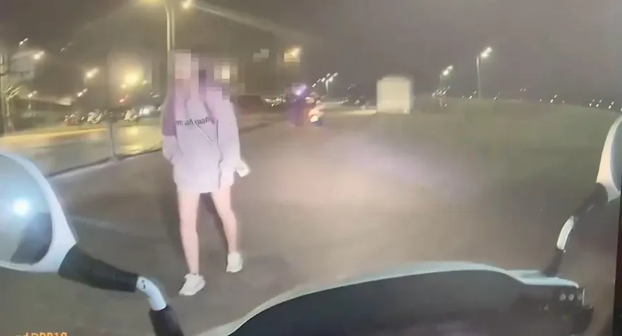 【影】感情糾紛變江湖事！短褲妹撂人砸前男友車　突悲從中來…哭哭遭逮