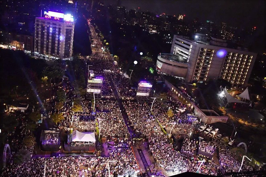 想興沖沖過耶誕、跨年？　醫曝嚴重後果：下一個確診者恐是你