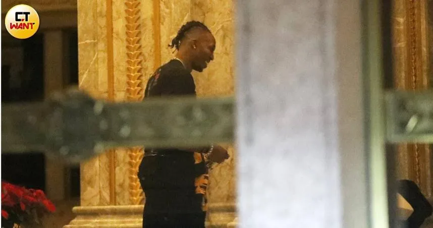 直擊「鄉民老婆」現身生日趴　吳卓源受邀為魔獸慶生同歡