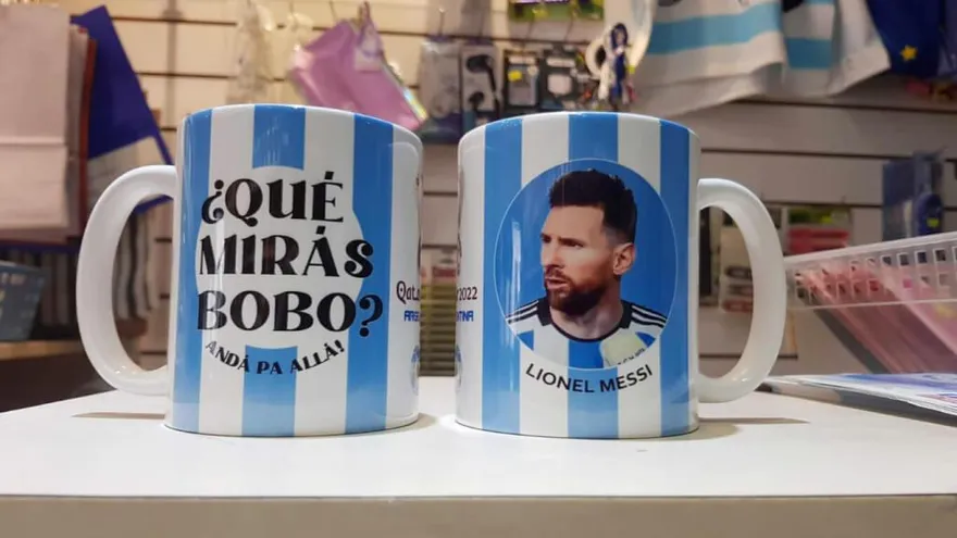 【影】世足賽/梅西罕見發火　「看什麼？笨蛋？閃遠點」商品賣翻