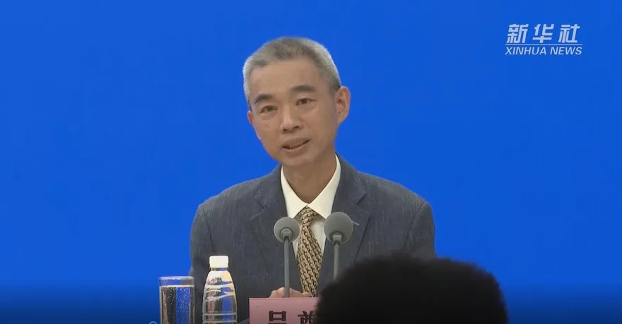 陸疫或「一峰三波」！吳尊友：若新10條提前至今年初　最多恐增103.9萬人死亡