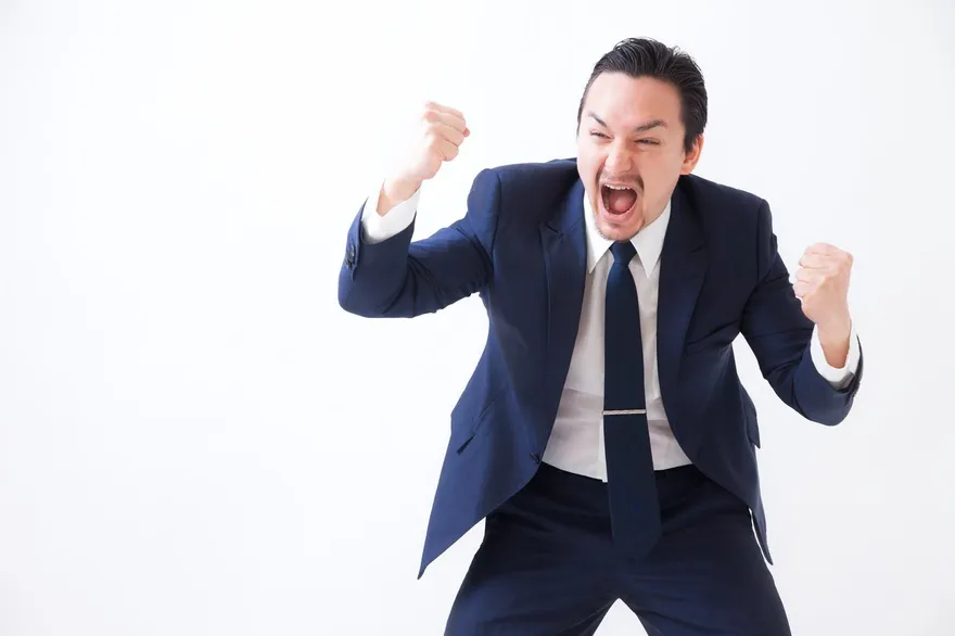 終止連續收黑！台股小反彈64點　鋼鐵發威強強滾