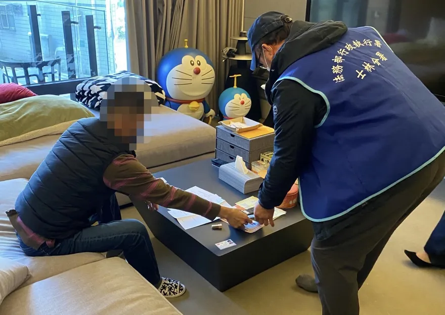 擁豪宅拒付罰單！酒駕拒測譙警欠22萬罰金　這招讓無賴男乖乖繳錢