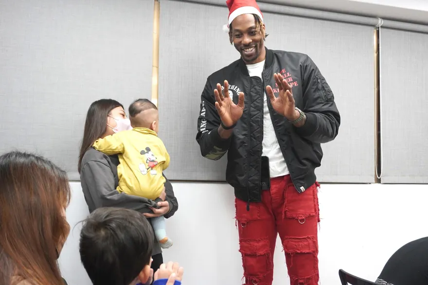 戴起聖誕帽　變身耶誕魔獸～前進善牧基金會分享愛