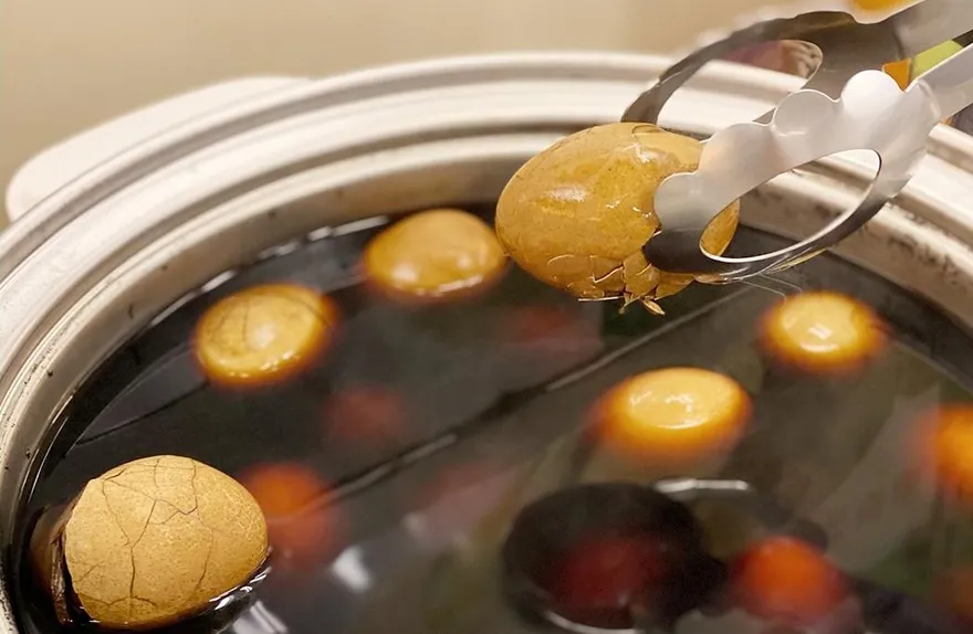 修蛋幾勒！超商祭出咖啡優惠「美式下殺28元、拿鐵37元」　最低3元就能加顆茶葉蛋