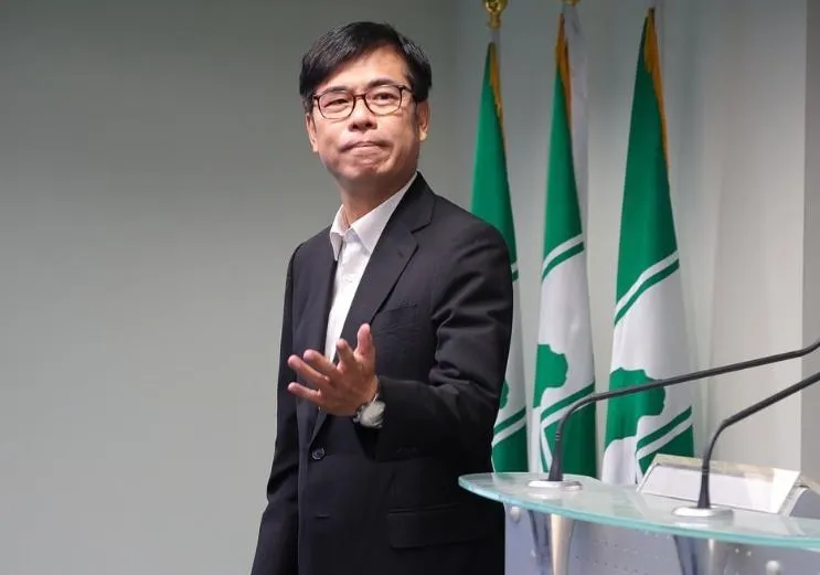 中常委激動哭2次！民進黨慘敗找戰犯遭主席嗆　陳其邁撂重話：哪位不需檢討？