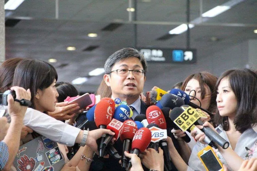 台南市政府經發局長涉貪！家中搜出30萬現金…遭檢方聲押