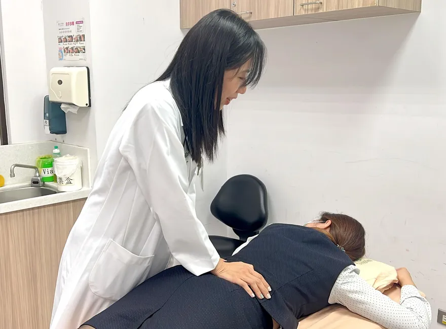 35歲女棘手下背痛　就醫發現竟是「薦髂關節」惹的禍！