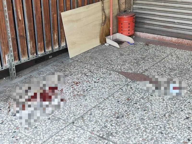 悍女不滿歐多拜被貨車擦撞！與鄰居互丟石塊鐵條　雙方都很傷