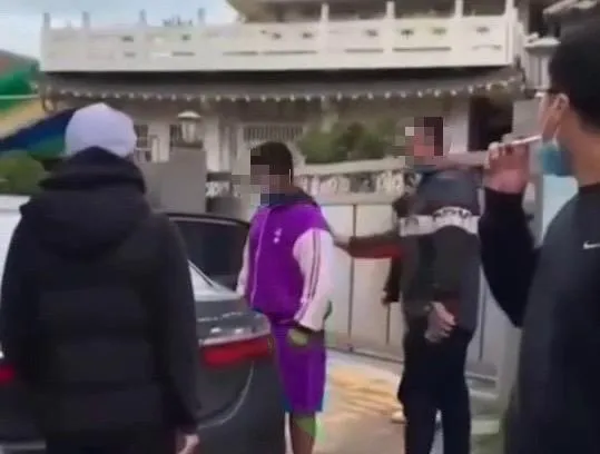 【影】國中生扮公親調解同學糾紛！衰變事主遭4煞押往海邊　苗栗警：已逮5人到案