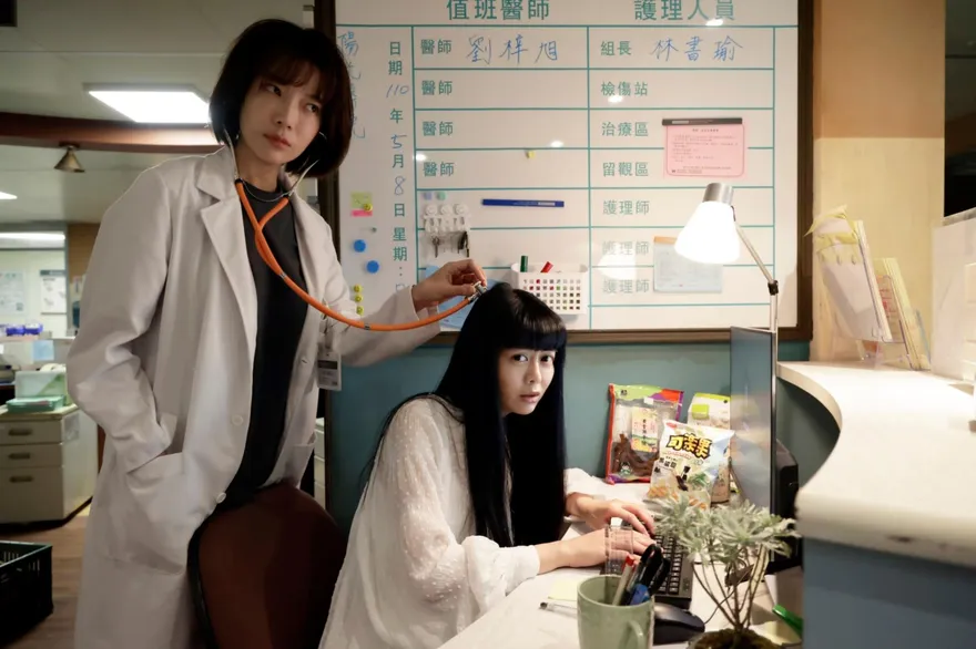 2022「十大戲劇」年度排行榜！《暴走女外科》奪冠　《初戀》衝上榜單