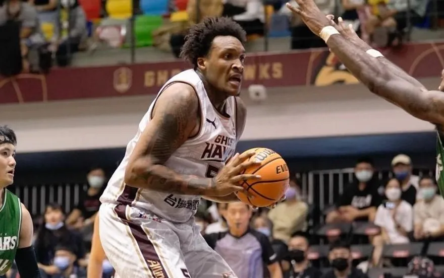 被趕出場超不爽！獵鷹洋將阿修羅再對裁判噴髒話　遭T1聯盟判罰2萬元