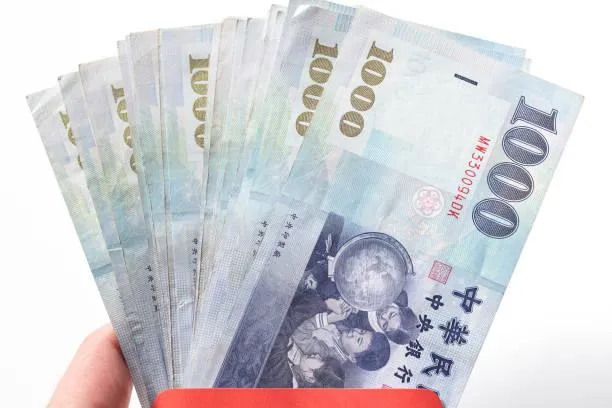 巨蟹收入大增、牡羊有望升官！「3星座」過年前財運翻紅：TOP1旺翻