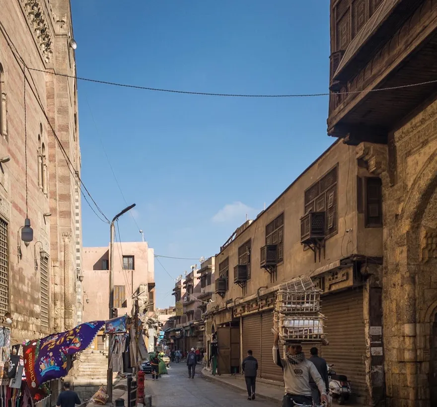 【影】埃及籃球賽傳踩踏事故　為搶好角度釀27人輕重傷送醫