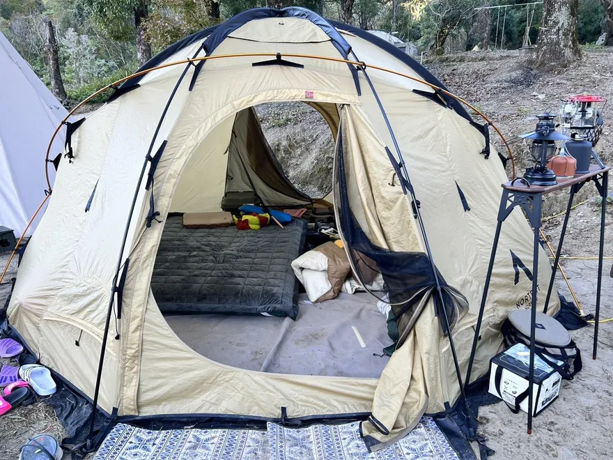 出遊露營險釀悲劇！天冷在帳棚內用瓦斯取暖　一家3口一氧化碳中毒