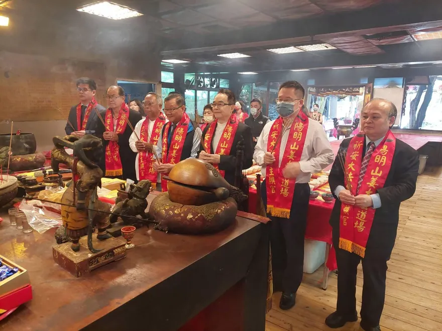 全台最早兔年國運籤出爐！　「當退則退否則全船溺水」暗示這個人?