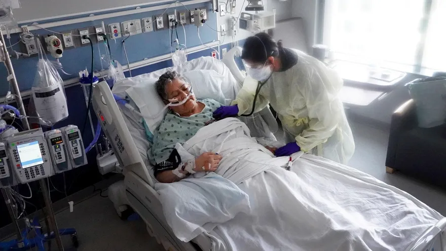 疫情滾雪球！XBB.1.5新冠病毒超級變種恐成主流　美專家示警：確診翻倍成長至40%