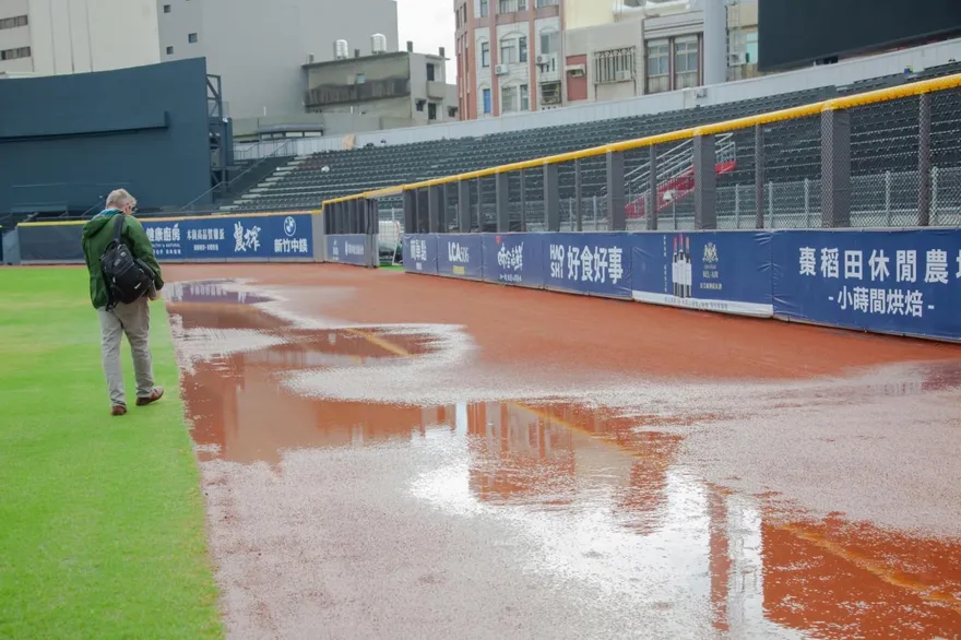 新竹市棒球場已付11.7億工程款　網友揪疑點：惡意為之