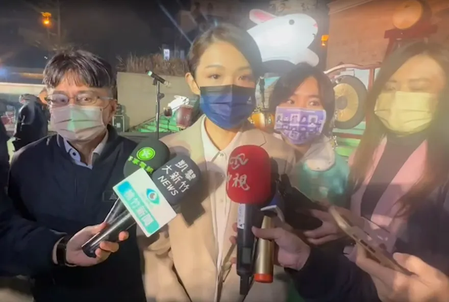 影/林智堅籲盡快解決棒球場問題　高虹安直呼很奇妙：他好像覺得自己是局外人