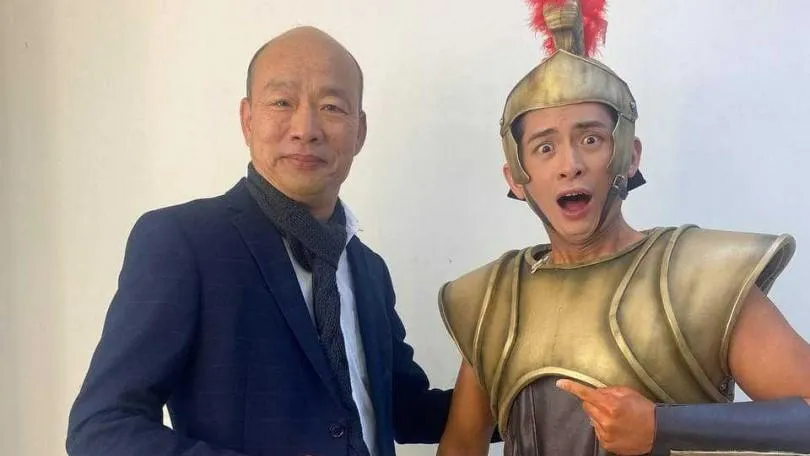 韓國瑜驚喜現身《炎上王世堅》！談博恩「尺度大到捏冷汗」