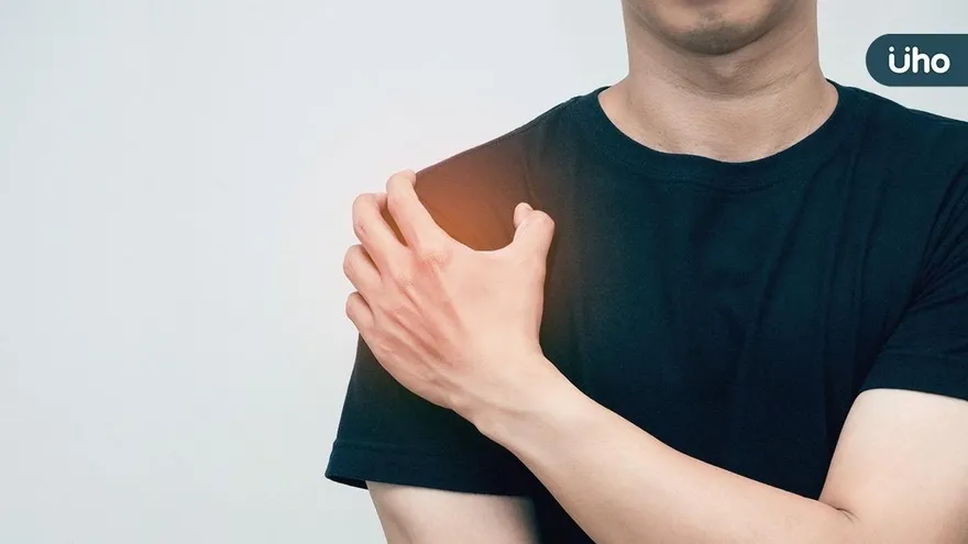 巴金森病不只會手抖！醫曝有「這些症狀」都要注意：四肢無力也是警訊