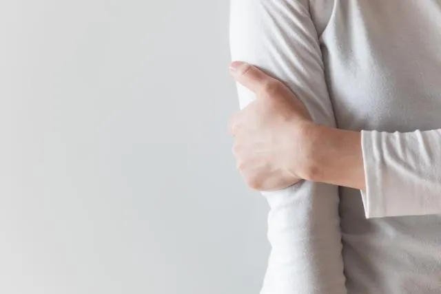 被情勒怎麼辦？心理師授「3步驟」緩和情緒最重要！