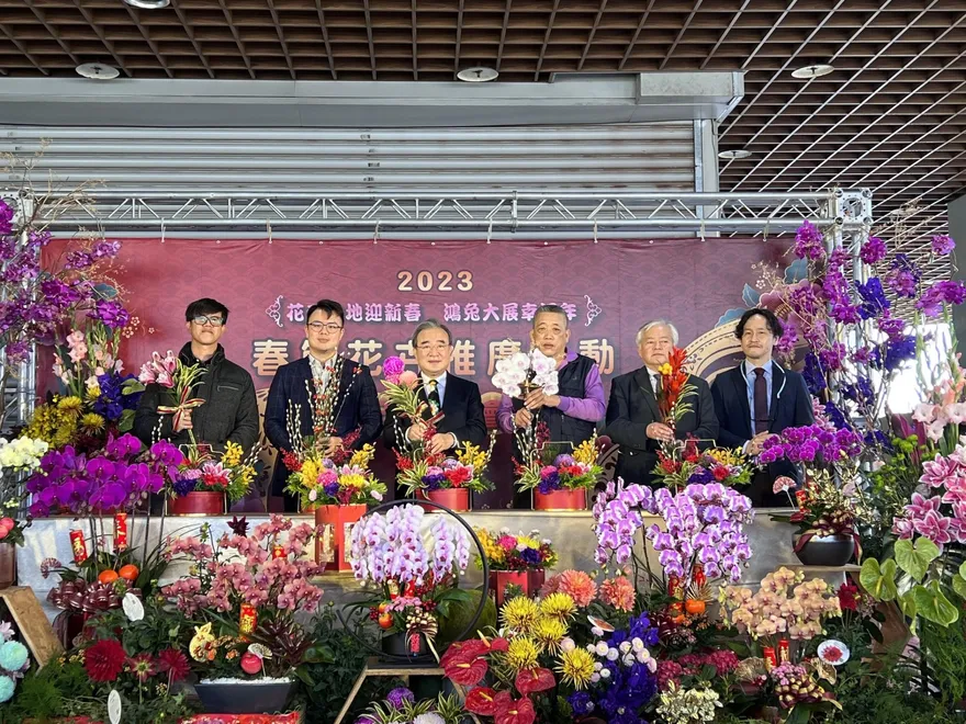春節花卉需求旺！北花市108小時不打烊　農糧署長：供應充足、價親民