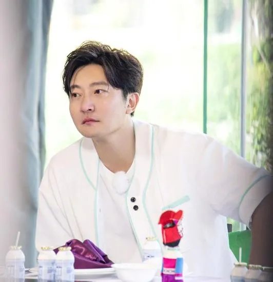 女子買明星周邊遇詐騙...憤怒狂call騙子手機　沒想到接聽的竟是「重量級演員」