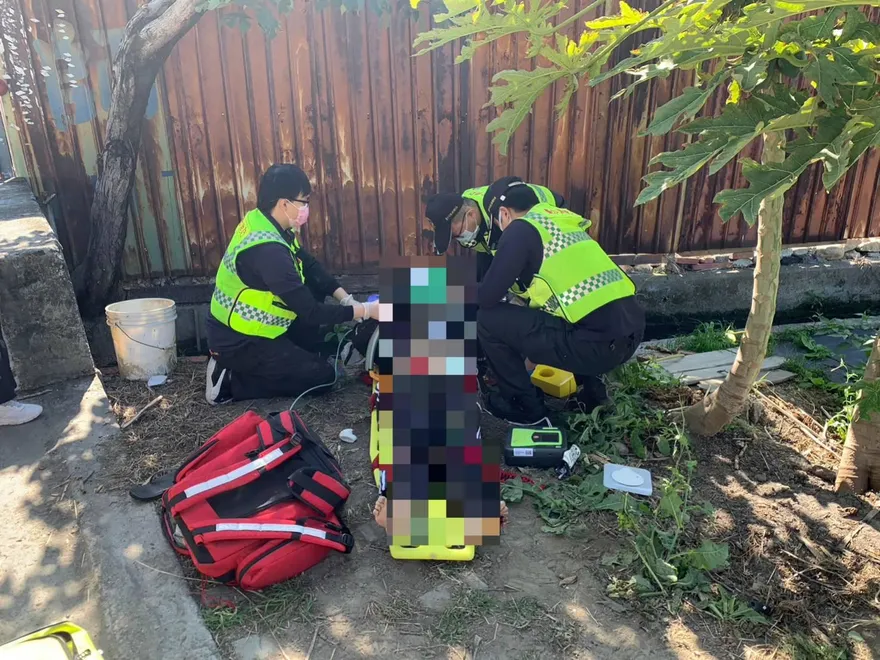 快訊/台中發生死亡車禍！騎士遭撞飛進草叢…送醫搶救不治