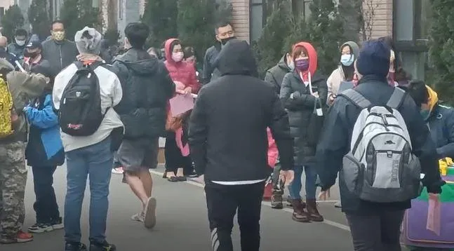 影/白沙屯媽祖進香今報名！嘉義男「排隊9天」搶下頭香　大排長龍畫面曝