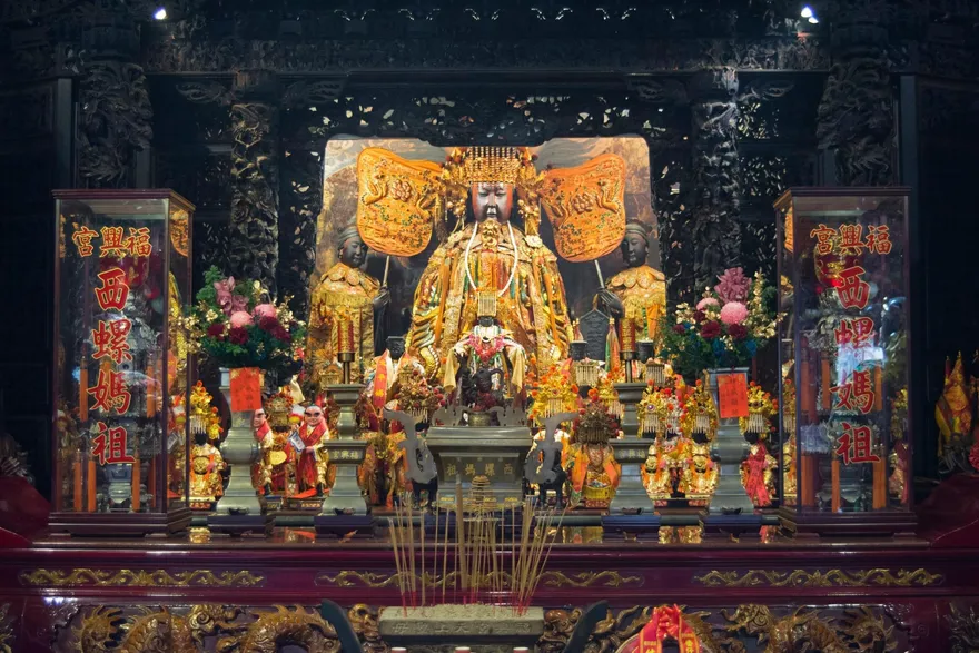 西螺福興宮恢復搶頭香！　除夕、初一將發8800份「美金」開運紅包