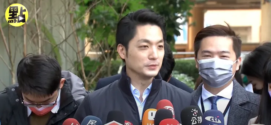 影/昔北一女站崗等當時女友？蔣萬安笑回：我求生欲很強