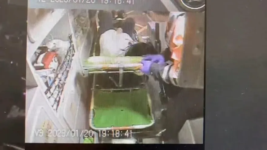 影/迫不及待來圍爐！竹縣孕婦救護車上產子　小年夜迎接新生命