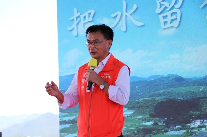 內閣改組驚傳「陳吉仲」將留任　網友炸鍋：年底早餐加蛋要多少錢？