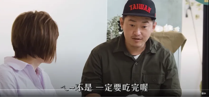 侯友宜除夕端水餃搶深藍票？網酸：那陳柏惟還想開水餃店......