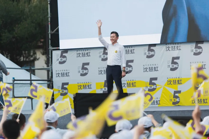 過年還在崩潰！翁達瑞為林智堅再戰台大  藍營女戰神一句話狠打臉