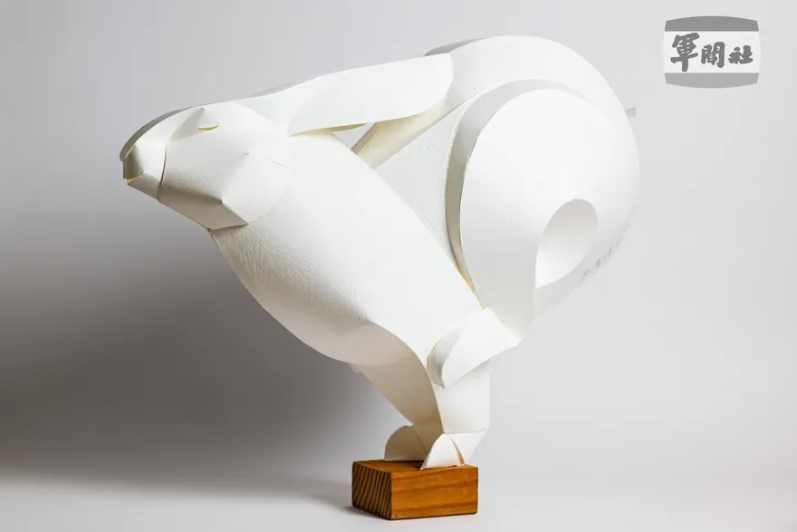 《玉兔奔躍》賀新歲　紙藝達人杜清祥獻祝福