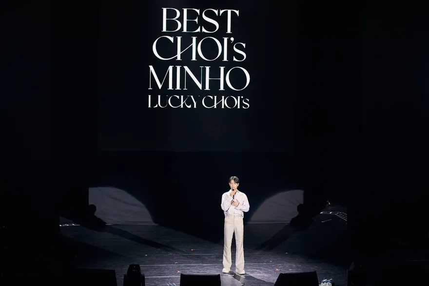 珉豪化身「李子維」甜蜜告白台粉！無預警曝「SHINee將完整體回歸」全場嗨翻