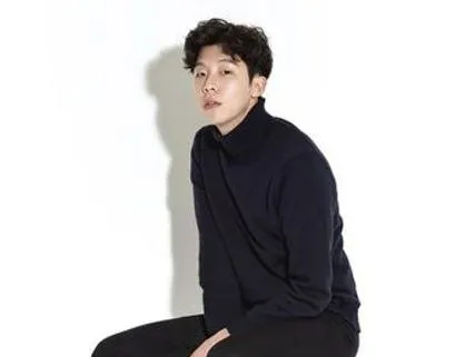 韓娛又爆逃兵！《D.P》男星「裝癲癇症造假病歷」　經紀公司尬認：接受調查中