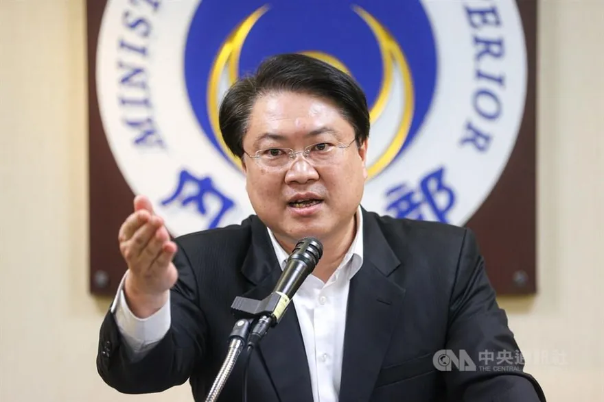 林部長打臉林市長？林右昌：基隆市長任內未核准四接